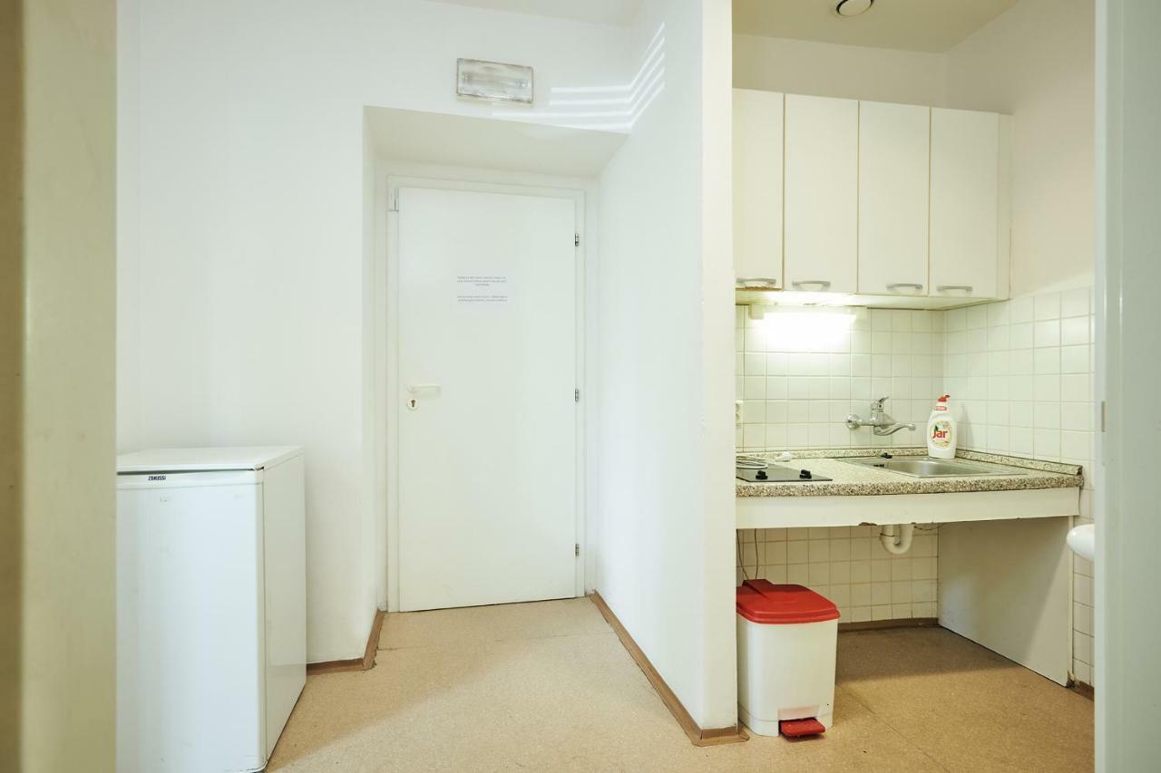 Hostel Mikoláše Alše Praha Exteriér fotografie