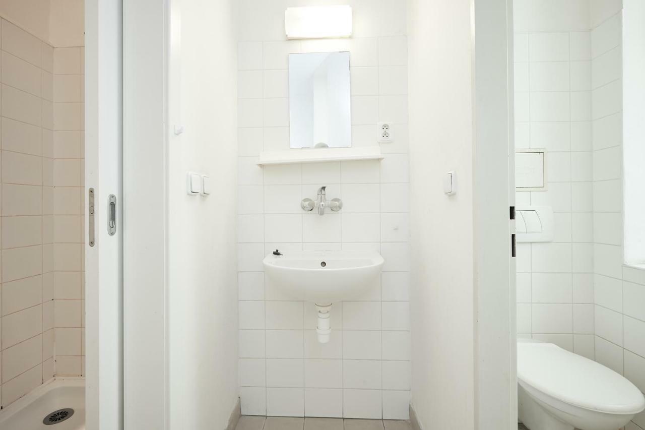 Hostel Mikoláše Alše Praha Exteriér fotografie